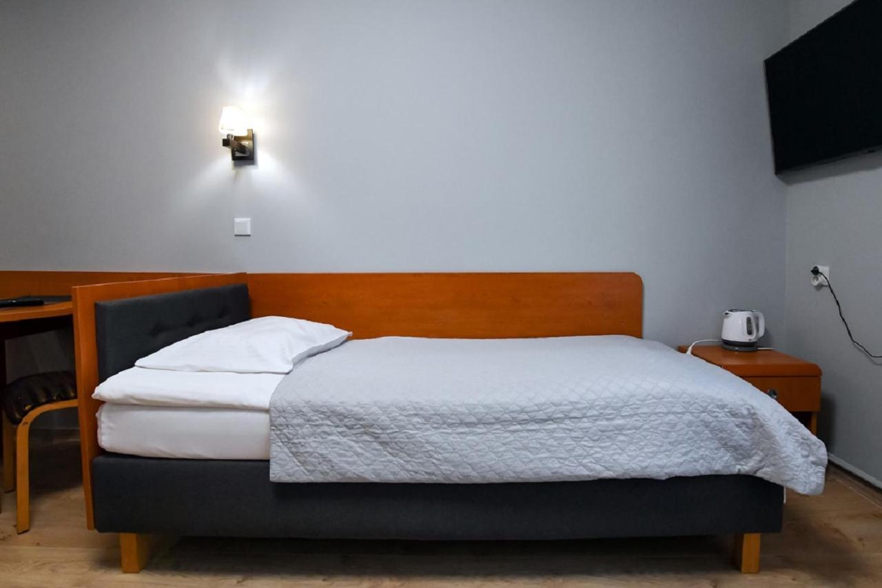 Bed and Breakfast Fotex Ząbki Exteriér fotografie