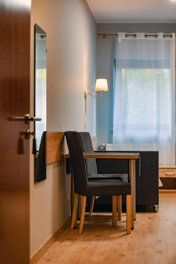 Bed and Breakfast Fotex Ząbki Exteriér fotografie